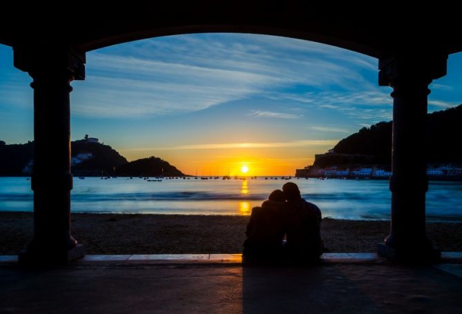 Amor al atardecer: foto en Donostia-San Sebastián