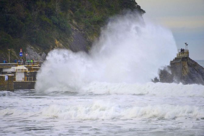 Grandes olas : foto en Zarautz