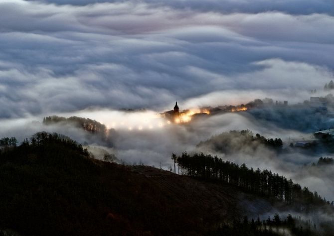 Entre nieblas: foto en Zerain