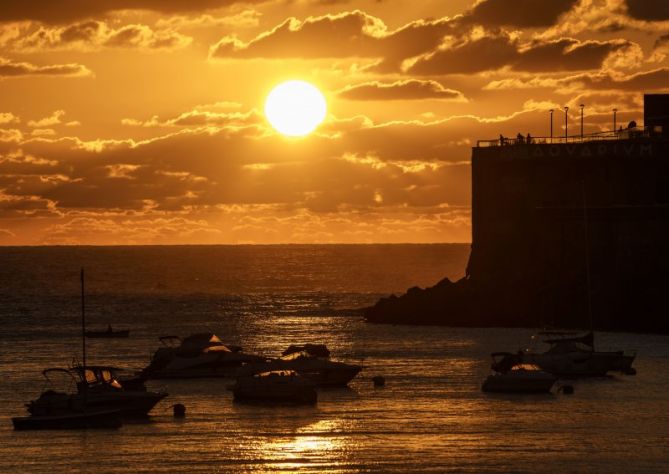 ATARDECER EN EL NAUTICO: foto en Donostia-San Sebastián ATARDECER EN EL NAUTICO: foto en Donostia-San Sebastián