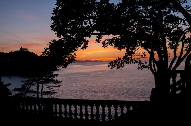 Atardecer en Urgull: foto en Donostia-San Sebastián Atardecer en Urgull: foto en Donostia-San Sebastián