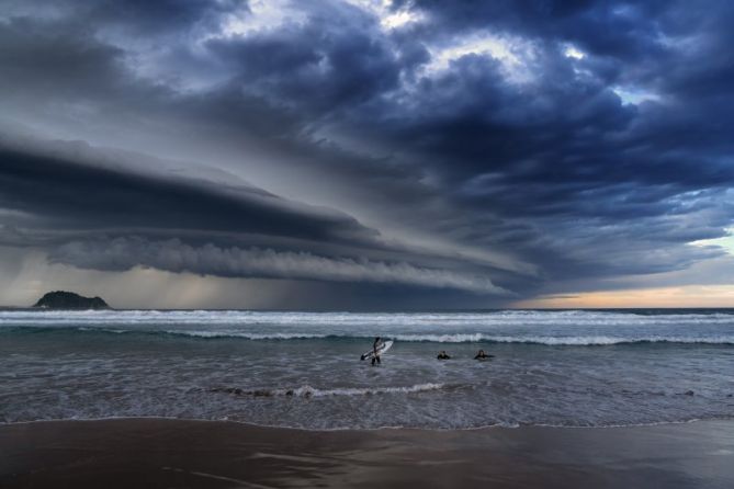 Bajo la Gran Tormenta: foto en Zarautz Bajo la Gran Tormenta: foto en Zarautz