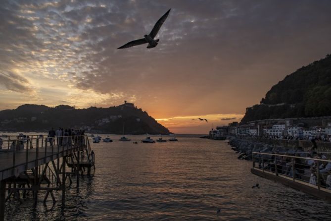 Crepúsculo: foto en Donostia-San Sebastián Crepúsculo: foto en Donostia-San Sebastián