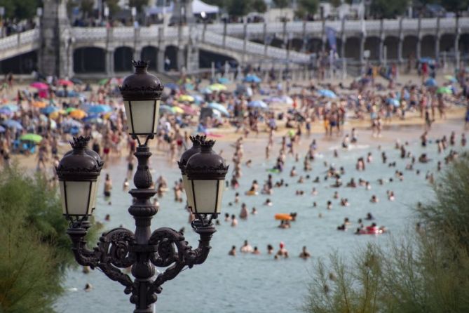 Farolas: foto en Donostia-San Sebastián Farolas: foto en Donostia-San Sebastián