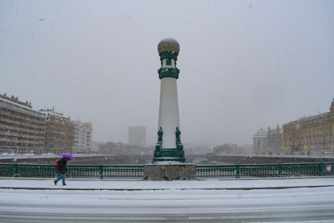 Llegó la nieve: foto en Donostia-San Sebastián Llegó la nieve: foto en Donostia-San Sebastián