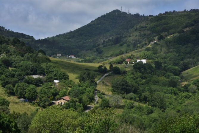 MENDIZORROTZ: foto en Donostia-San Sebastián MENDIZORROTZ: foto en Donostia-San Sebastián