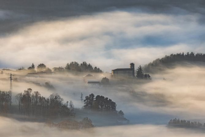 Nieblas al amanecer: foto en Olaberria Nieblas al amanecer: foto en Olaberria