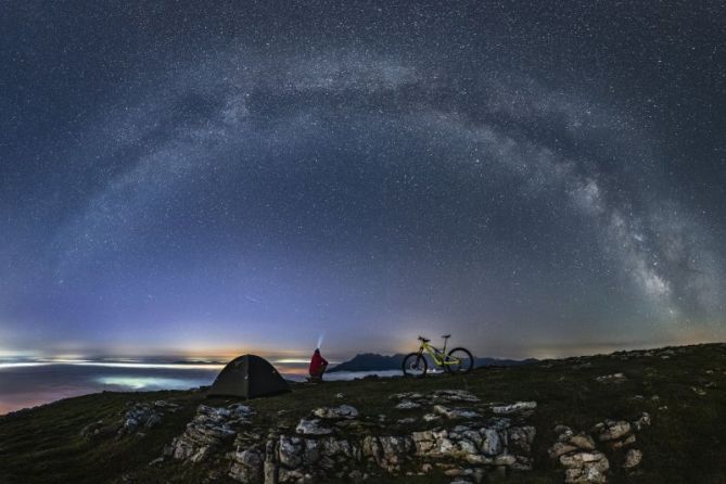 Noche en Kurtzebarri: foto en Aretxabaleta Noche en Kurtzebarri: foto en Aretxabaleta