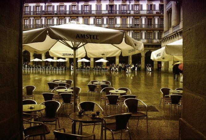 "Plaza de la Constitución": foto en Donostia-San Sebastián "Plaza de la Constitución": foto en Donostia-San Sebastián
