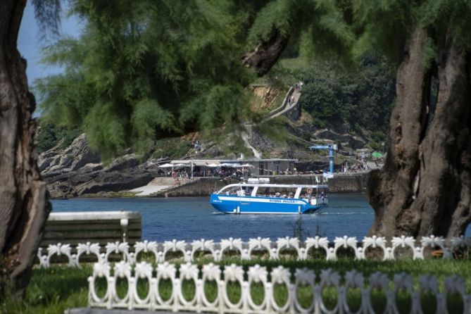 Rumbo a la isla: foto en Donostia-San Sebastián Rumbo a la isla: foto en Donostia-San Sebastián