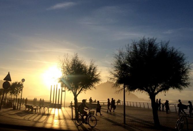 El sol cae en Sagués: foto en Donostia-San Sebastián El sol cae en Sagués: foto en Donostia-San Sebastián