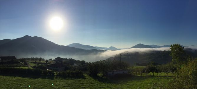 Amanecer de otoño: foto en Hernialde