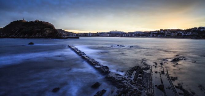 Amanece en la bahía: foto en Donostia-San Sebastián