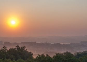 Amanecer sobre Hondarribia 