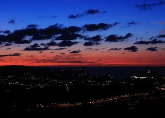 Anochecer de Donosti desde Santiagomendi