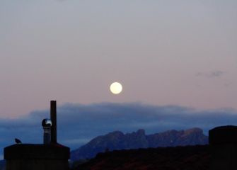 Anochecer en Peñas de Aia