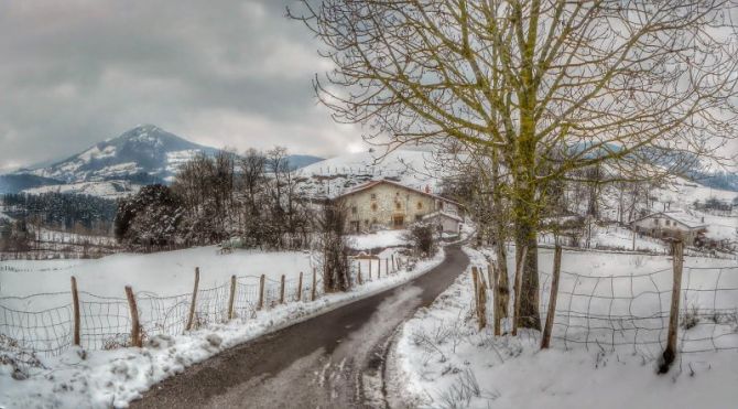 ARIENTZAKO BASERRIA: foto en Aretxabaleta