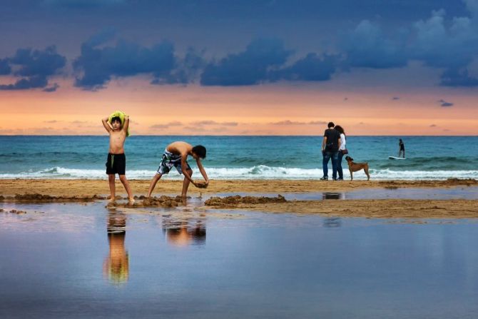 Atardecer en la playa: foto en Zarautz