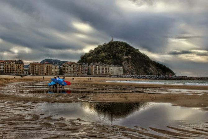 Atardecer en la Zurriola: foto en Donostia-San Sebastián