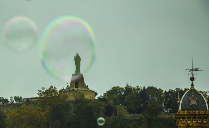 La Aureola del Sagrado Corazón: foto en Donostia-San Sebastián