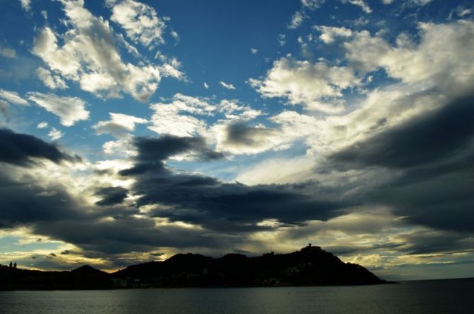 Bahía nublada: foto en Donostia-San Sebastián