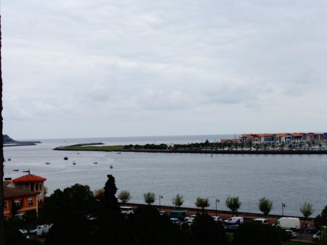 Bahia de txingudi: foto en Hondarribia