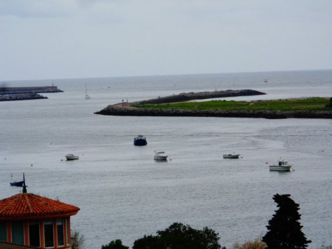 Bahia de txingudi: foto en Hondarribia