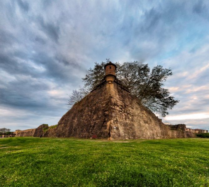 Baluarte de la reina: foto en Hondarribia