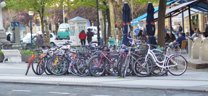 Bicicletas descansando: foto en Donostia-San Sebastián