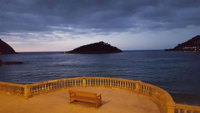 de camino por la concha: foto en Donostia-San Sebastián