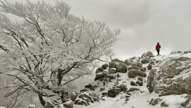 Cumbre nevada: foto en Azpeitia