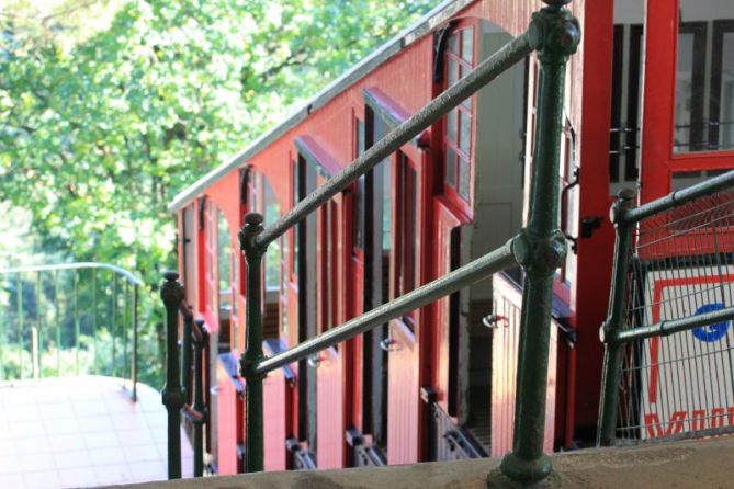 funicular: foto en Donostia-San Sebastián