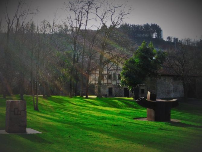 GUARDIANES DEL CASERIO ZABALAGA: foto en Donostia-San Sebastián