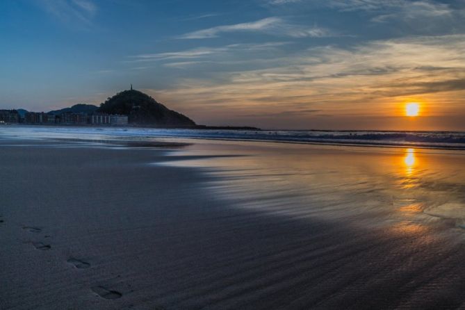 ilunabarra zurriolan: foto en Donostia-San Sebastián