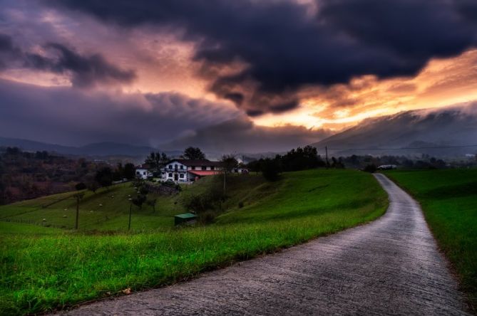 Jaizkibel amenazante: foto en Hondarribia