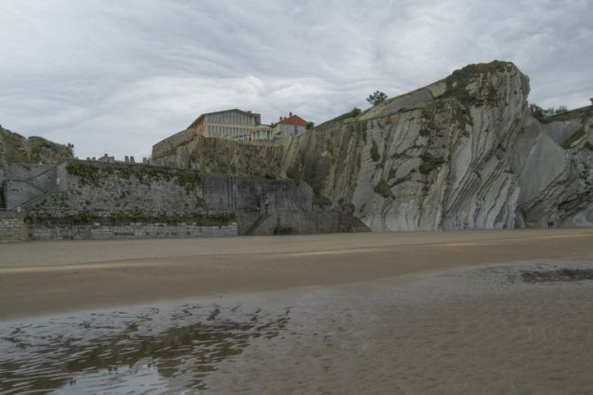 JUEGO DE TRONOS: foto en Zumaia