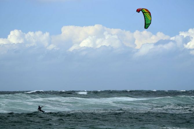 kitesurf 2: foto en Donostia-San Sebastián