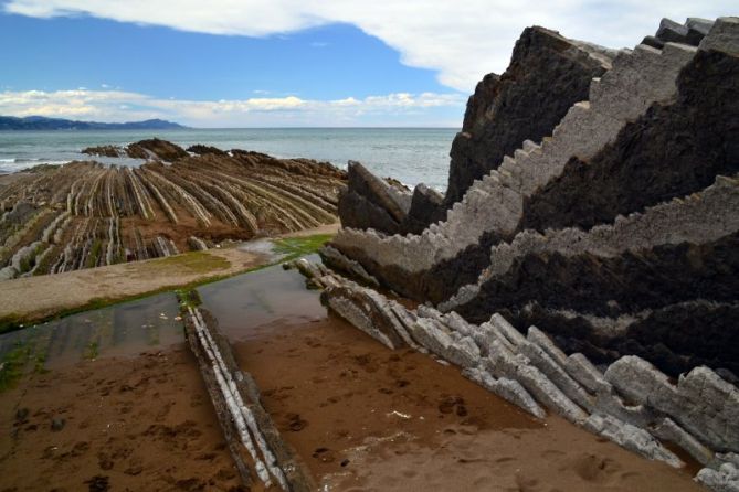 Las huellas del tiempo: foto en Zumaia