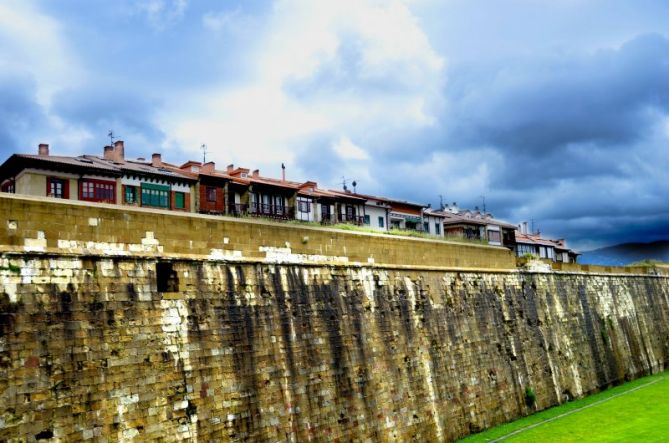 La muralla: foto en Hondarribia