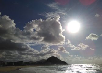 Ocaso en la Zurriola