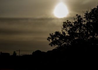 Oscuridad ante el sol
