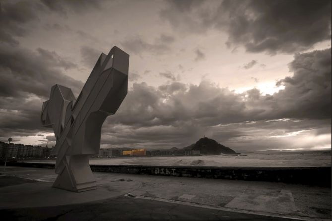 paloma de la paz: foto en Donostia-San Sebastián