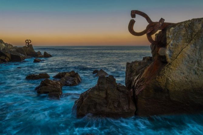 peinando las olas: foto en Donostia-San Sebastián