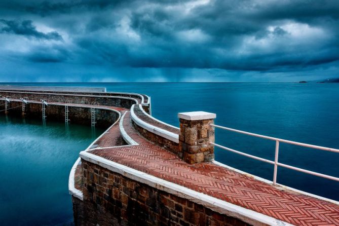 Pequeño puerto: foto en Zarautz