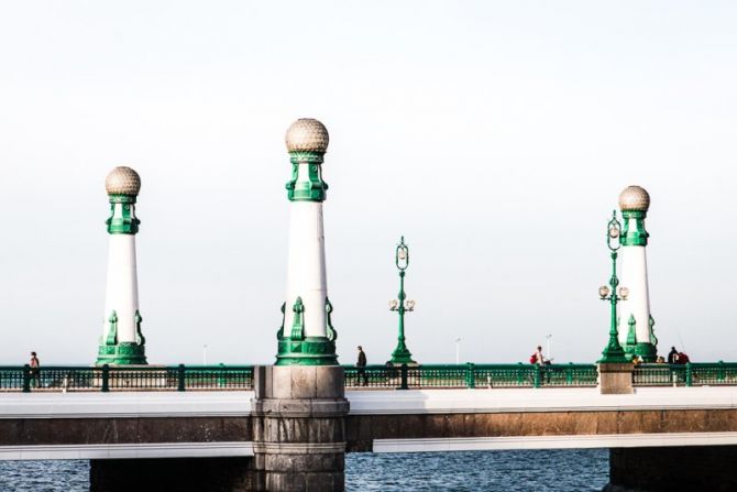 El puente del Kursaal: foto en Donostia-San Sebastián