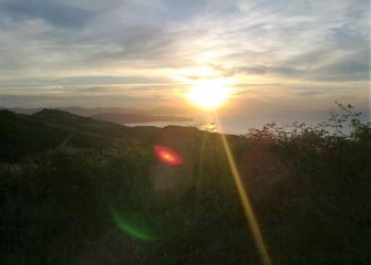 Puesta Sol en  el Orizonte