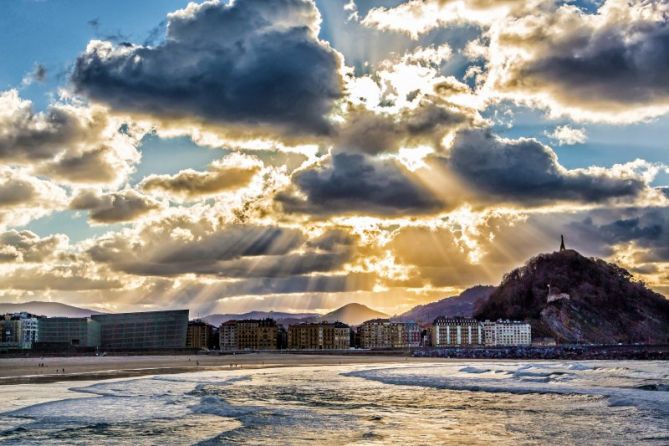 Rayos de sol: foto en Donostia-San Sebastián