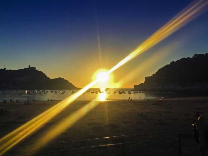 RAYOS SOLARES: foto en Donostia-San Sebastián