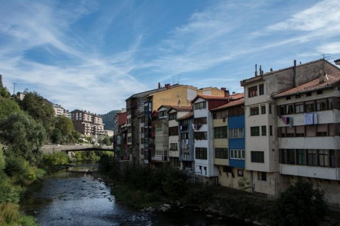 Río Deba a su paso por Elgoibar: foto en Elgoibar