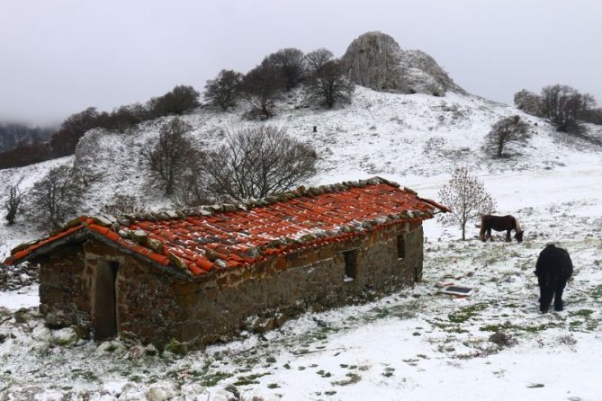 TEILAGORRI: foto en Zegama